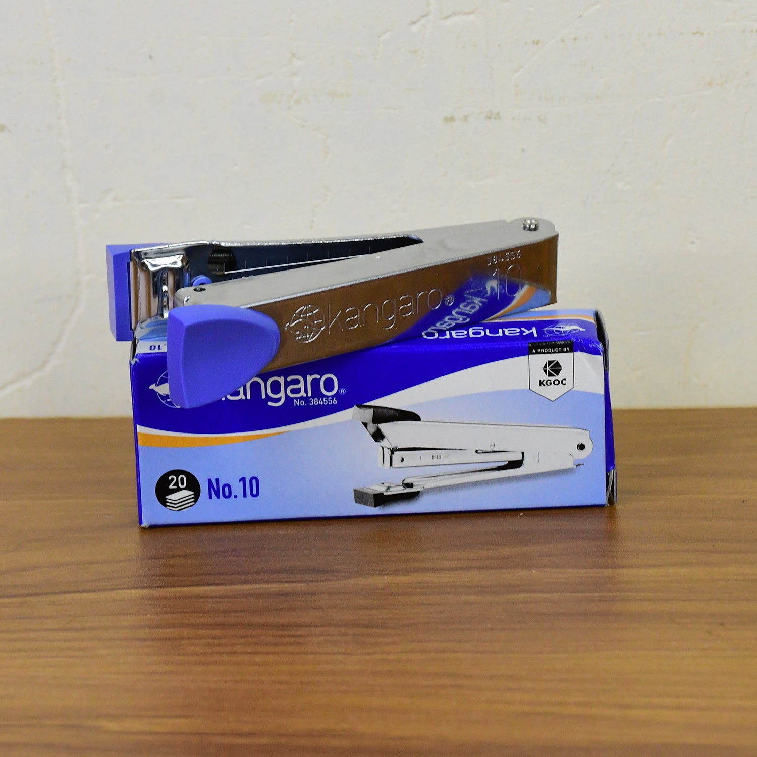 Kangaro No.10 Compact Metal Stapler Kangaro No.10 Compact Metal Stapler